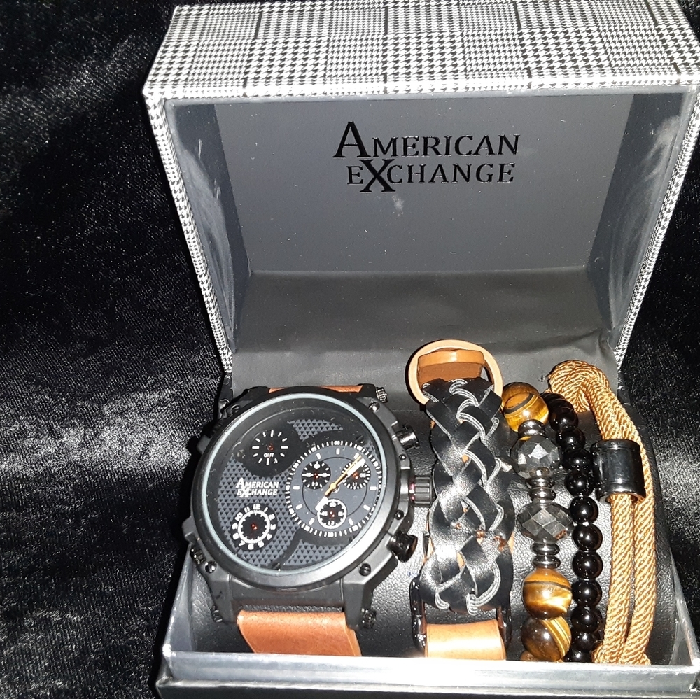 Mens Watch & bracelet set